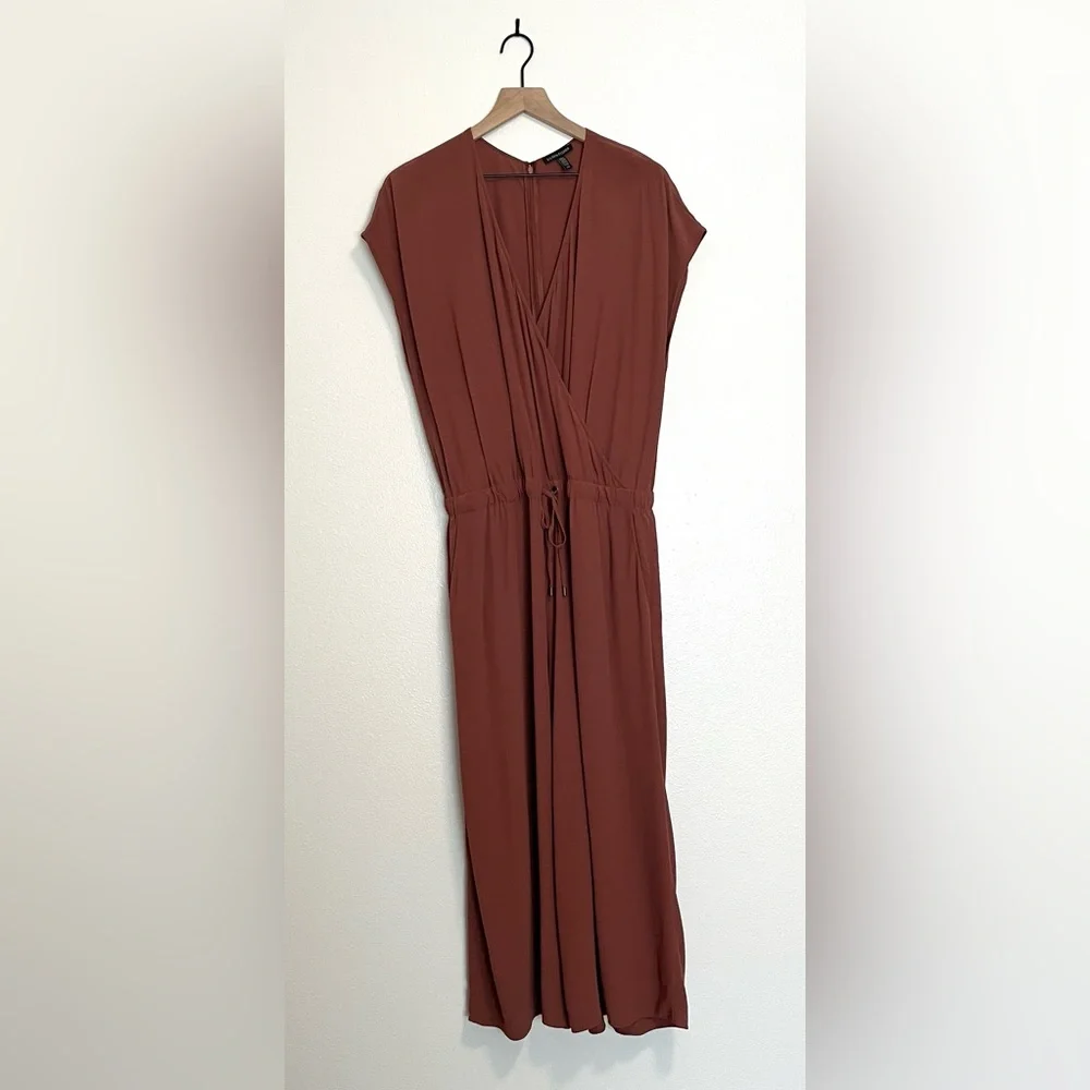Eileen Fisher -Crepe Ruset Cap Sleeve Drawstring Wide Leg Crop Jumpsuit - Large - Picture 3 of 16